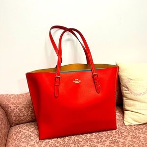 BRAND NEW COACH TOTE- NEVER USED